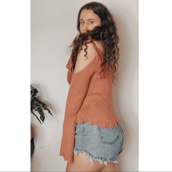 FOREVER 21 COLD SHOULDER KNIT BELL SLEEVE SWEATER - Picture 3 of 11